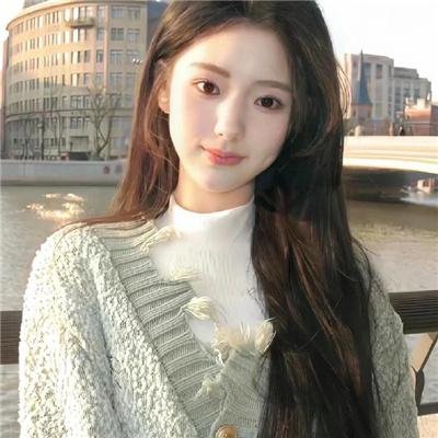 葛洛莉亚·贝尔